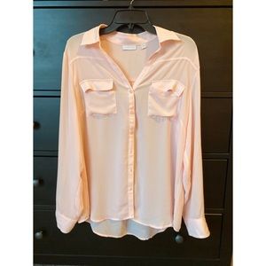 Blush button-up long sleeved blouse